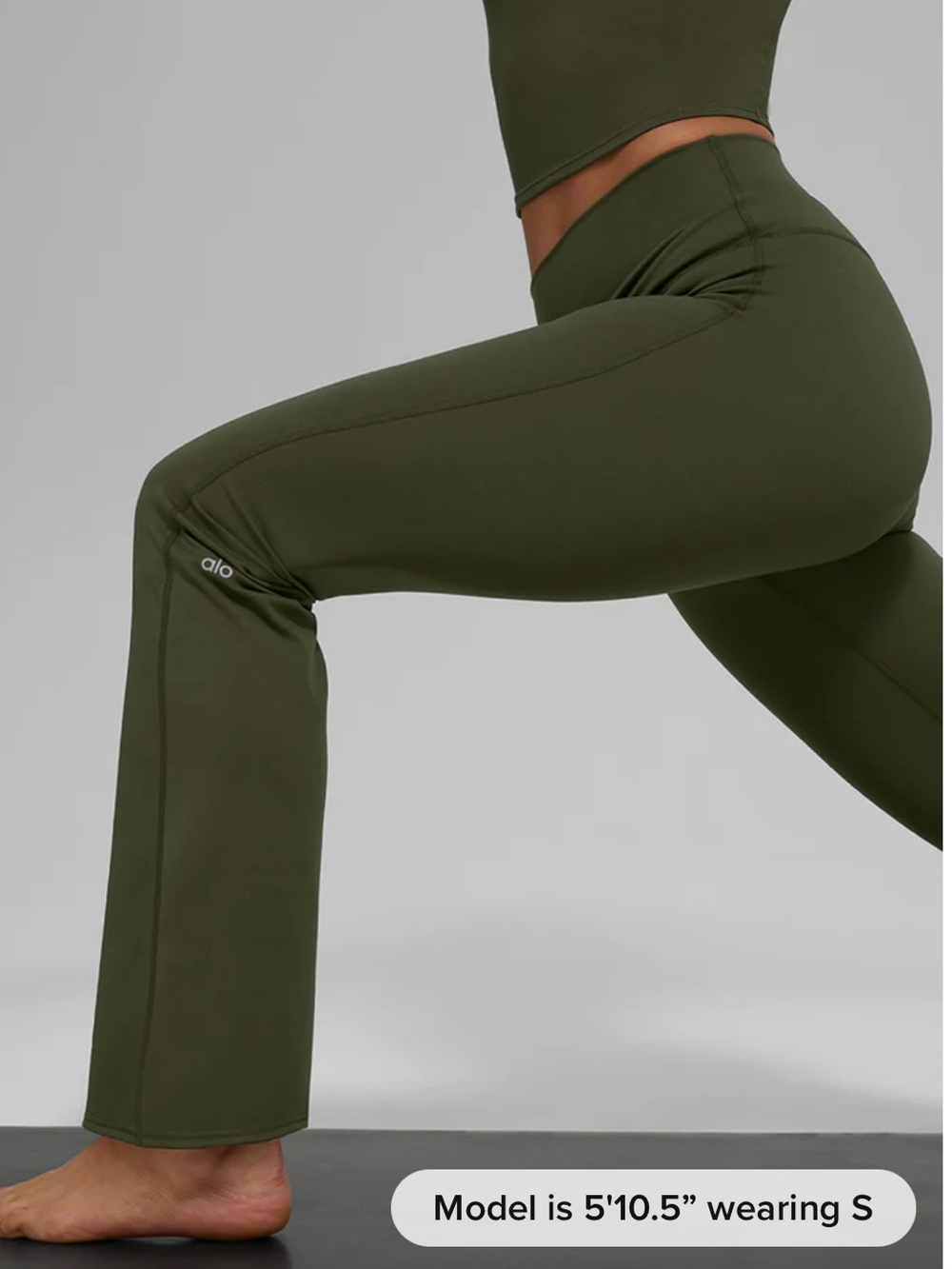 NWOT Alo 7/8 Softsculpt bootcut leggings in green olive